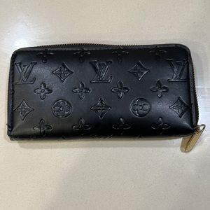 Black Fashion Wallet